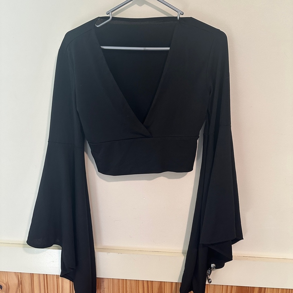Black Women's V Neck Bell Sleeve Cropped Blouse